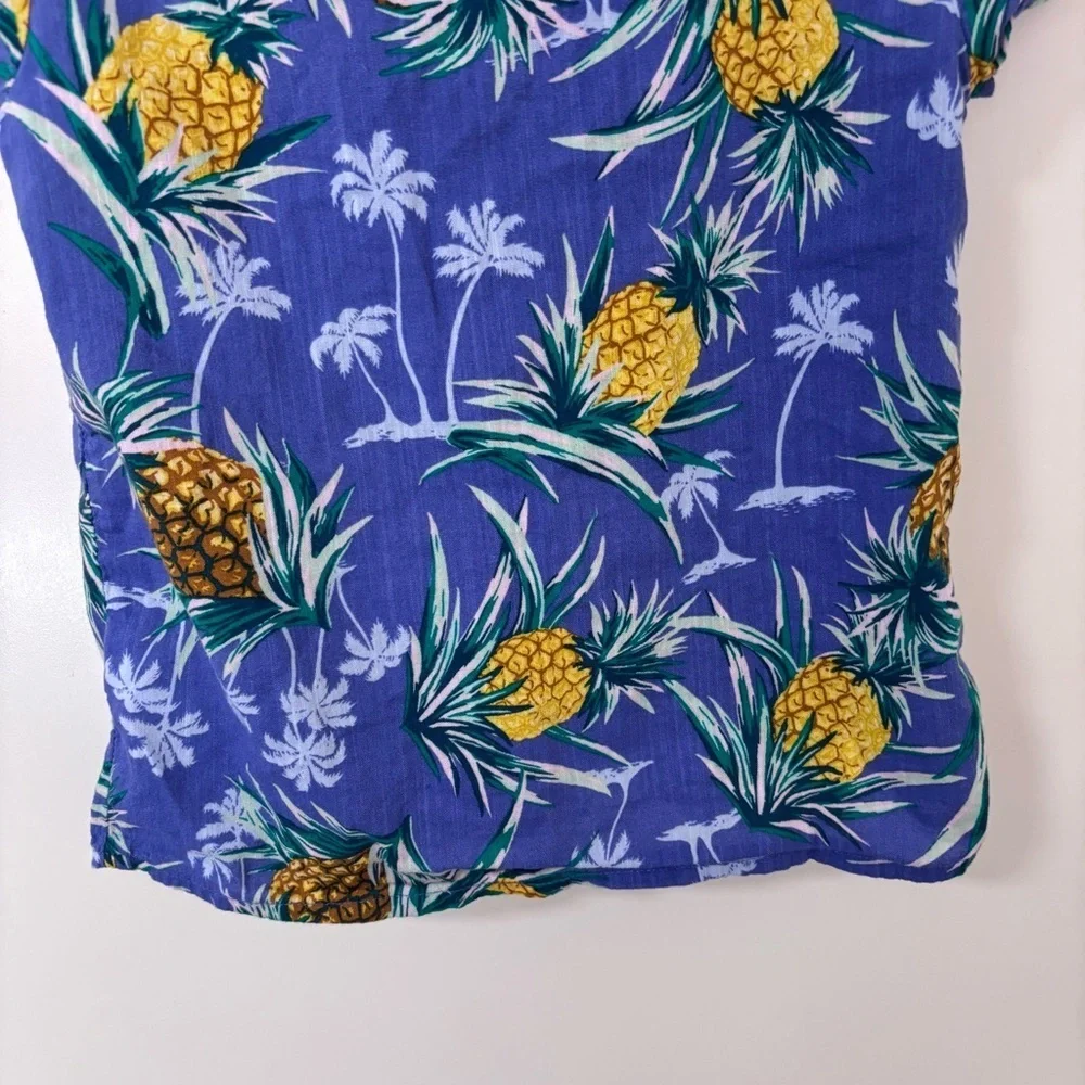 3/$15 Old Navy girls/kids Blue yellow Pineapple Button-Up Shirt size 8